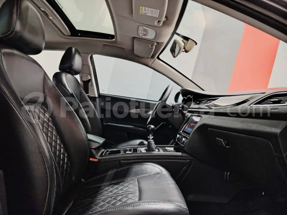 Foto 19 de Zotye Z560