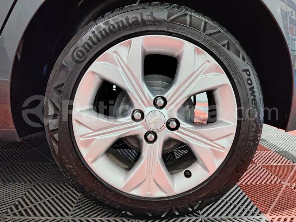 Foto 10 de Chevrolet ONIX LTZ TURBO