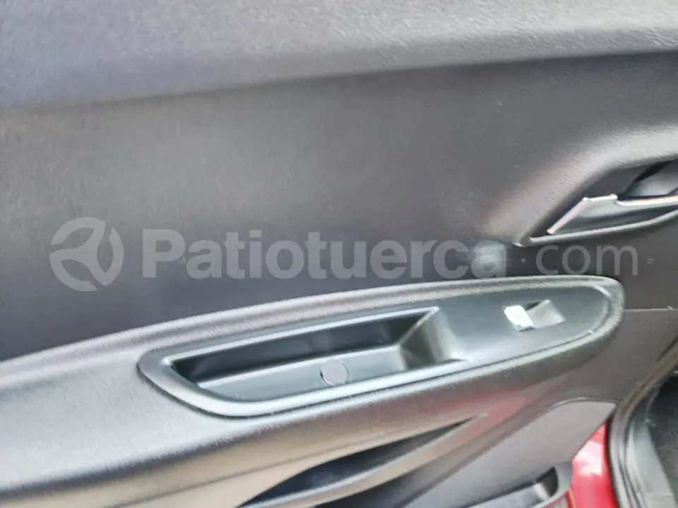 Foto 7 de Chevrolet Tracker LS