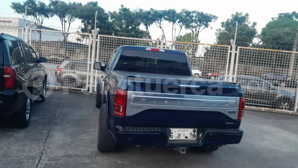 Foto 7 de Ford F150 Platinum