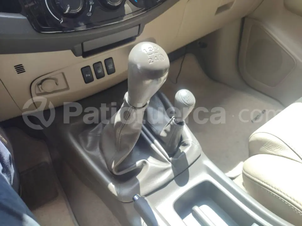 Foto 14 de Toyota Fortuner