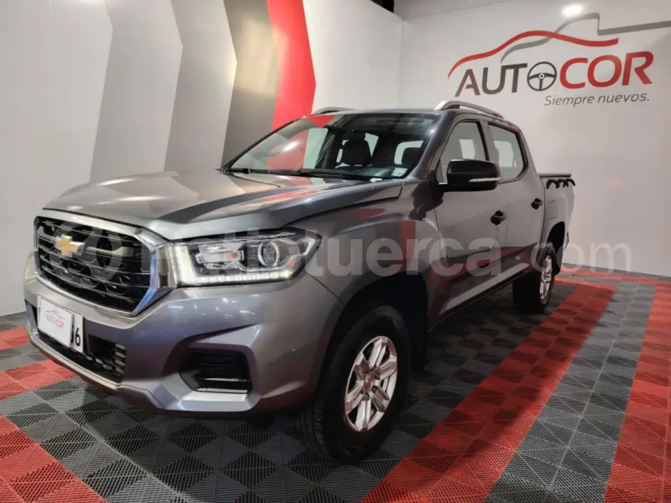 Foto 2 de Chevrolet D-MAX CRDI 2.5 CD 4X2 TM DIESEL
