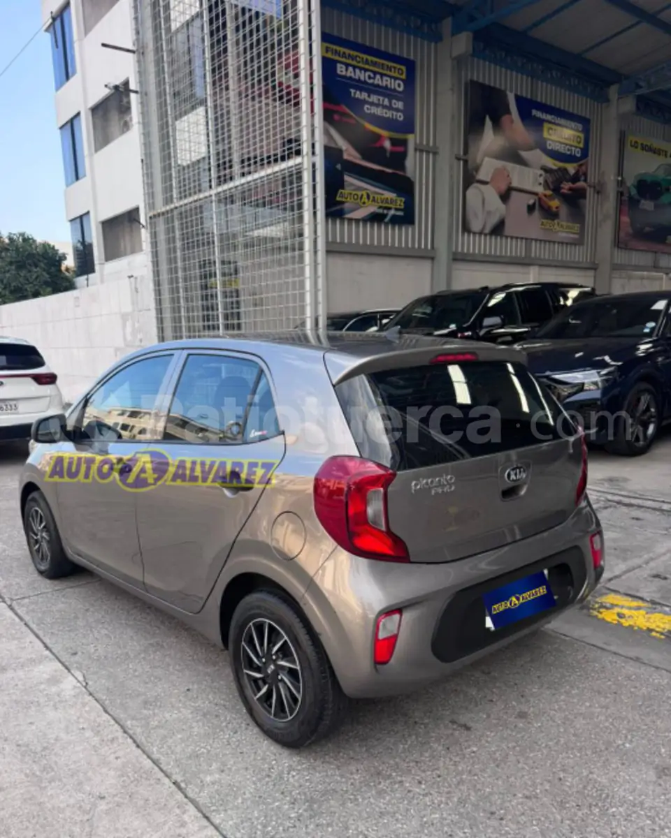 Foto 5 de Kia Picanto LX AC