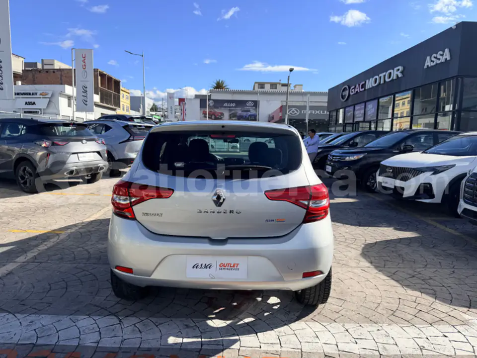 Foto 6 de Renault Sandero Zen Fase II
