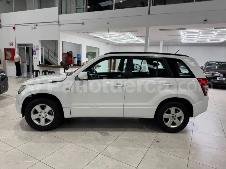Foto 8 de Suzuki Grand Vitara SZ 2.4