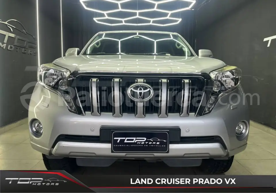 Foto 2 de Toyota Land Cruiser Prado VX