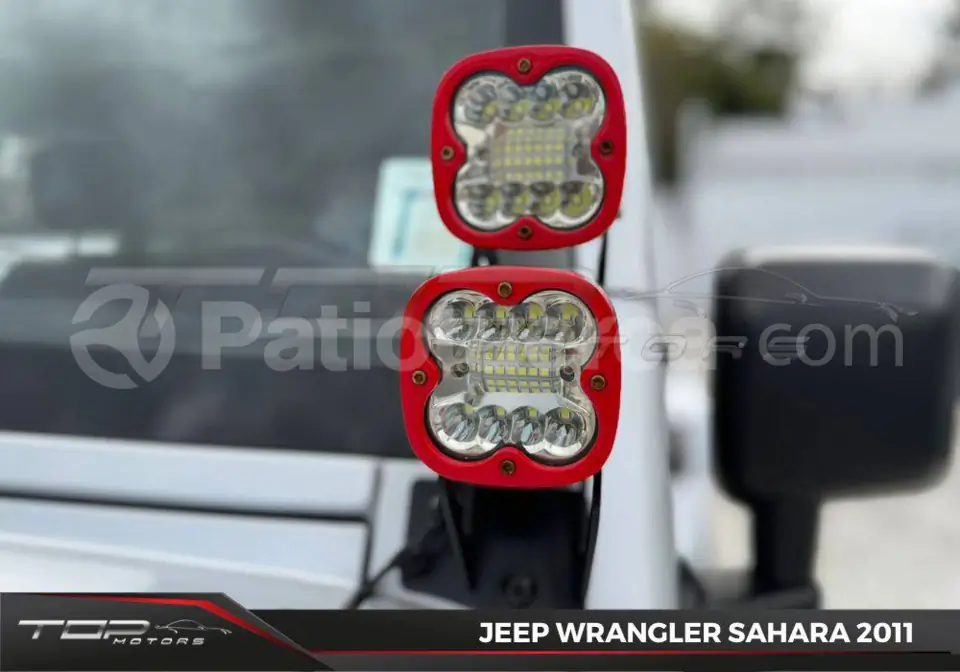 Foto 8 de Jeep Wrangler Sahara