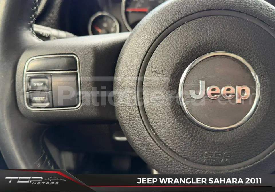 Foto 10 de Jeep Wrangler Sahara