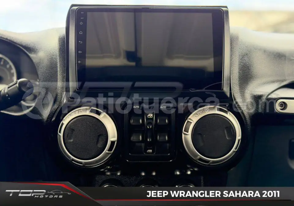 Foto 23 de Jeep Wrangler Sahara
