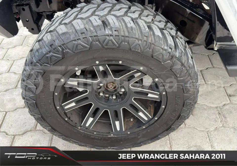 Foto 26 de Jeep Wrangler Sahara