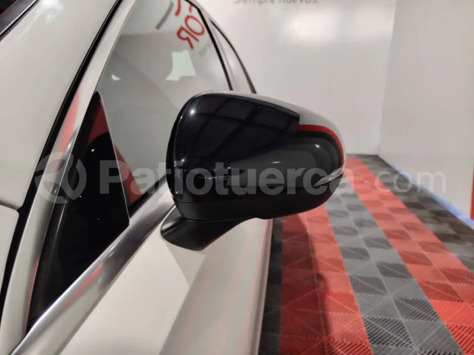 Foto 10 de Mercedes Benz A 200 PROGRESSIVE SPORT