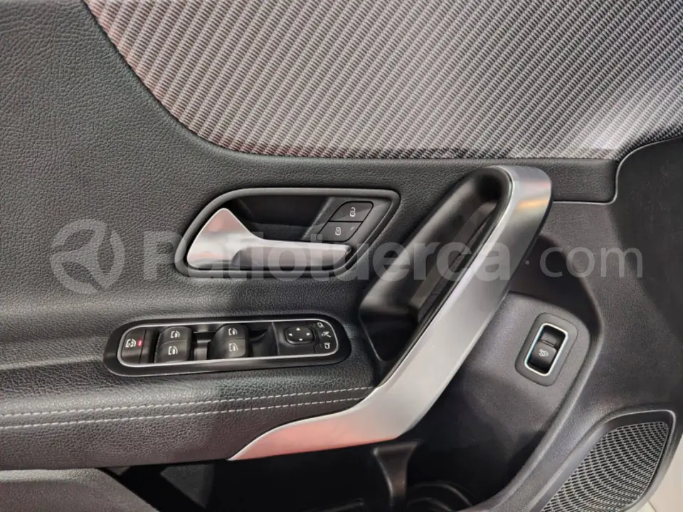 Foto 16 de Mercedes Benz A 200 PROGRESSIVE SPORT