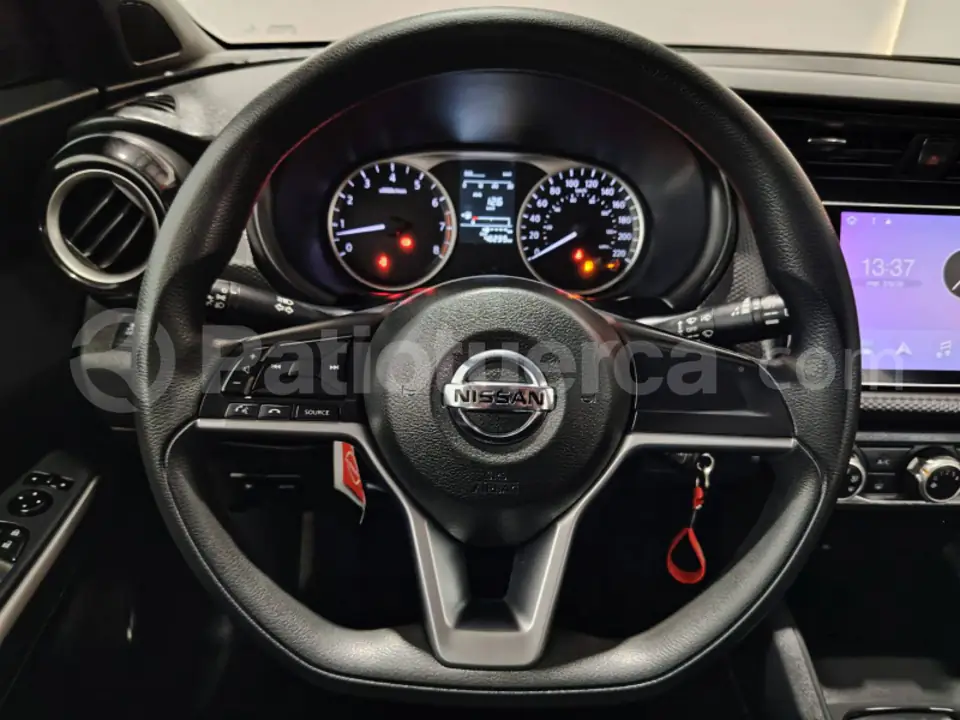 Foto 16 de Nissan Kicks Drive