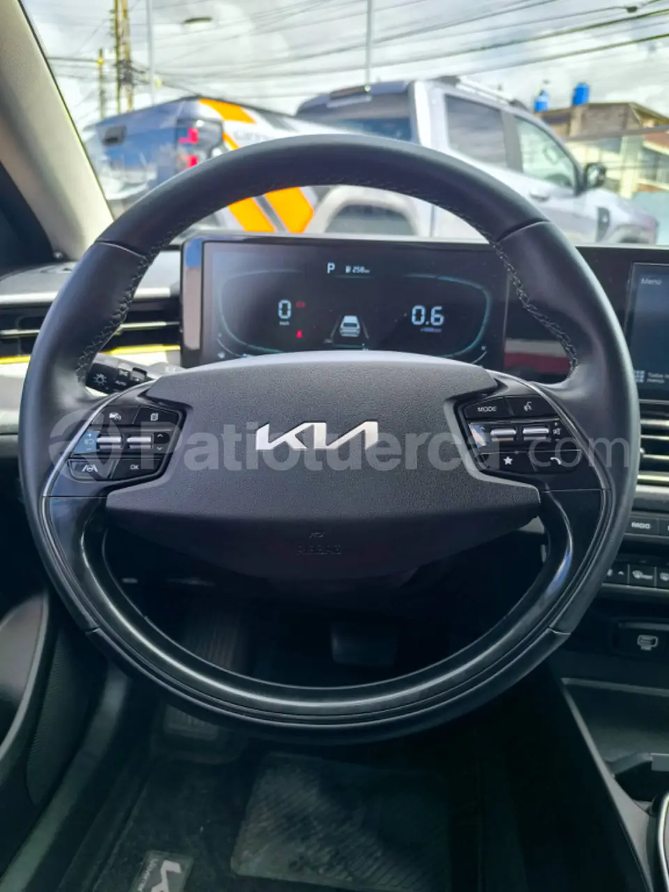Foto 15 de Kia K3 CROSS