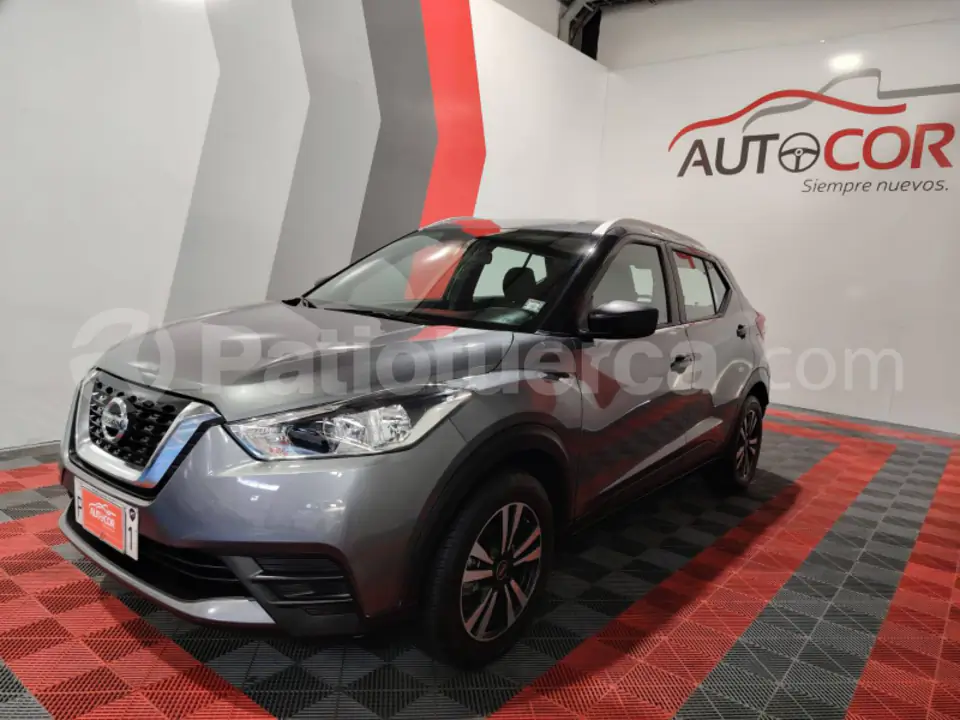 Foto 1 de Nissan Kicks Drive
