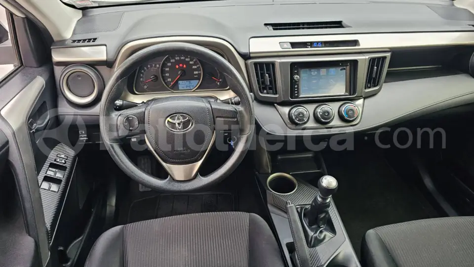 Foto 12 de Toyota NEW RAV4 AC 2.0 5P