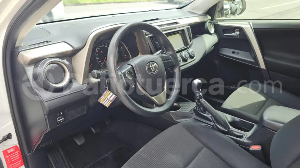 Foto 13 de Toyota NEW RAV4 AC 2.0 5P