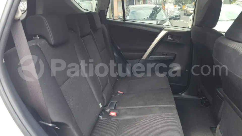 Foto 18 de Toyota NEW RAV4 AC 2.0 5P