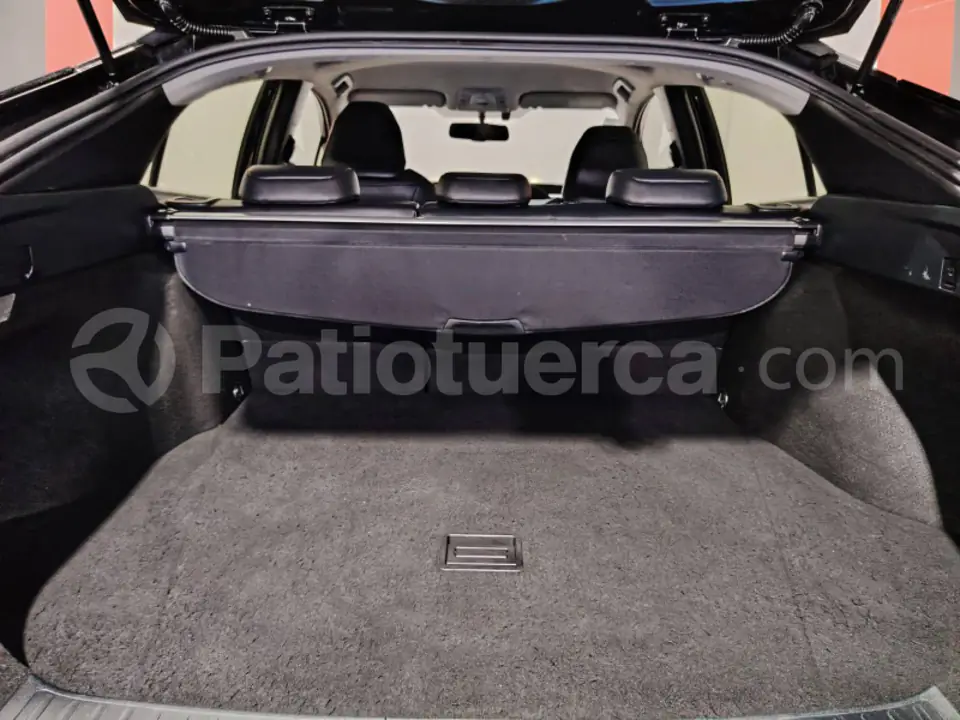 Foto 5 de Toyota Prius 4G