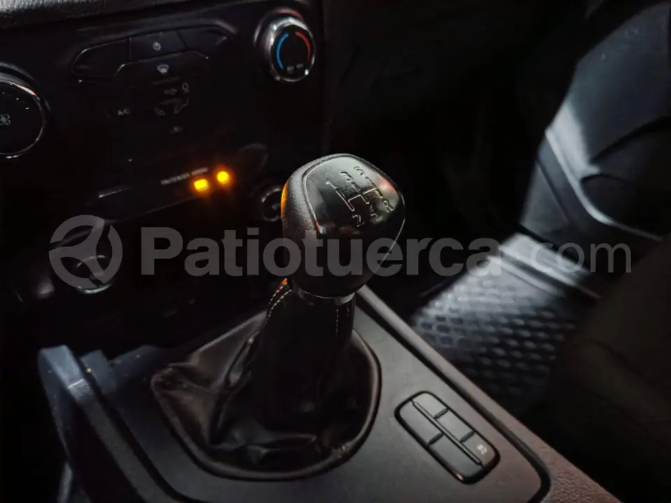 Foto 5 de Ford RANGER XL