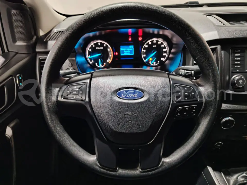 Foto 10 de Ford RANGER XL