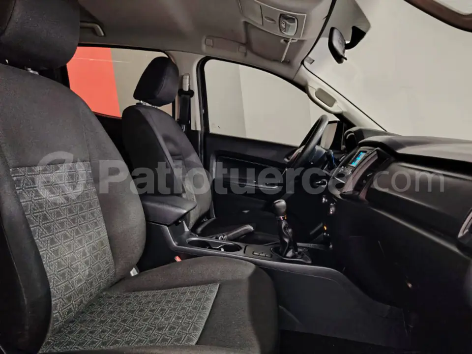 Foto 14 de Ford RANGER XL
