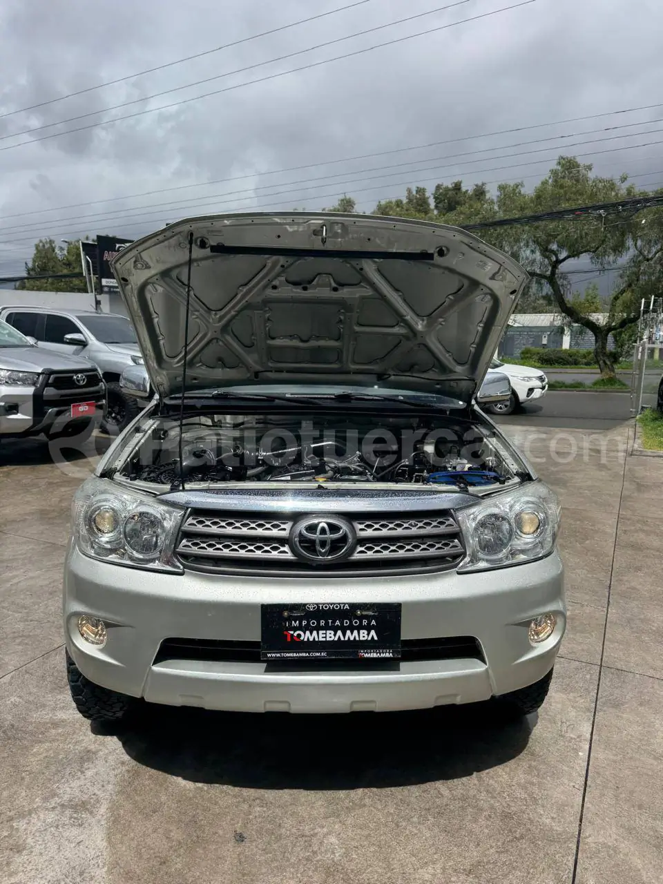 Foto 9 de Toyota AWT FORTUNER