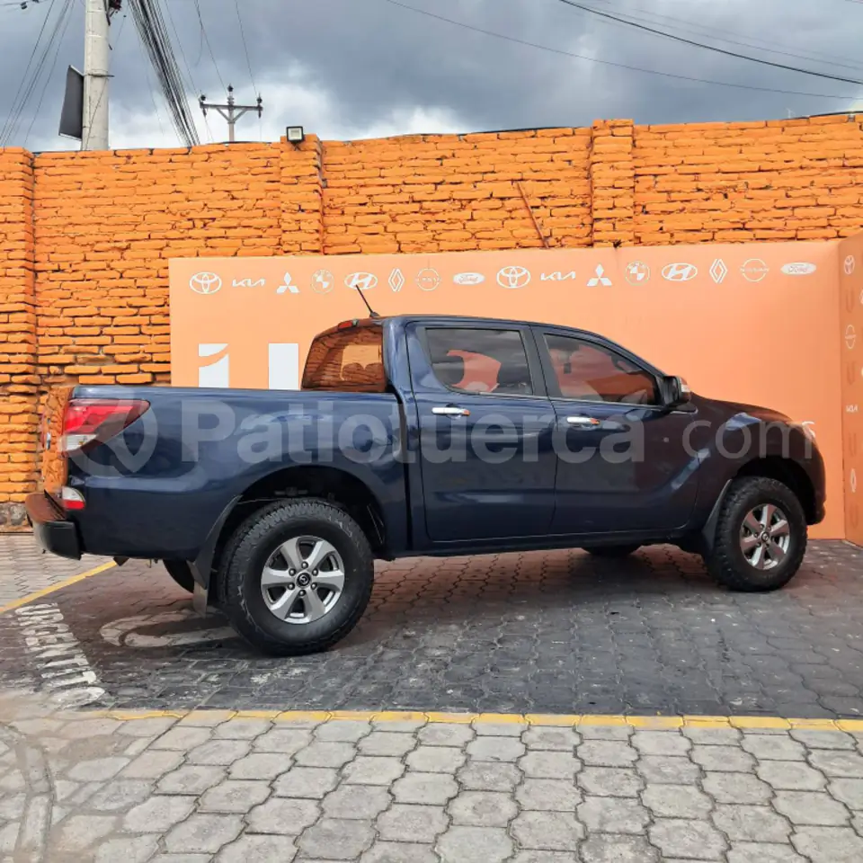 Foto 4 de Mazda New BT-50