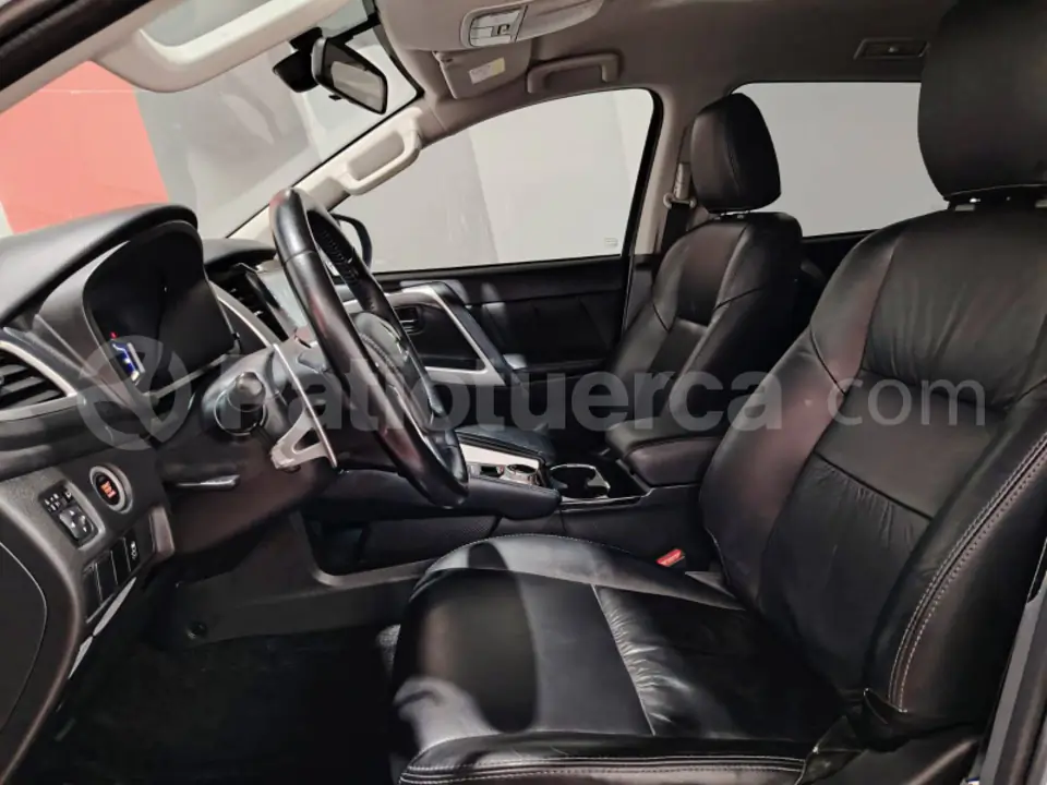Foto 9 de Mitsubishi Montero Sport