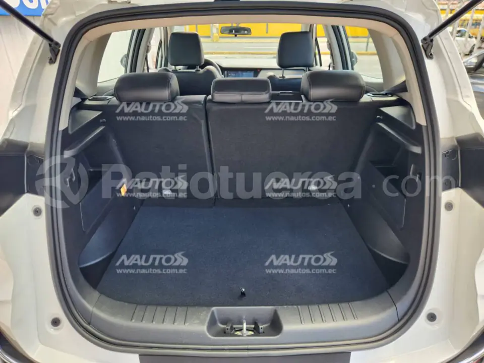 Foto 17 de Changan CS 15