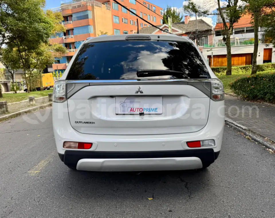 Foto 6 de Mitsubishi Outlander