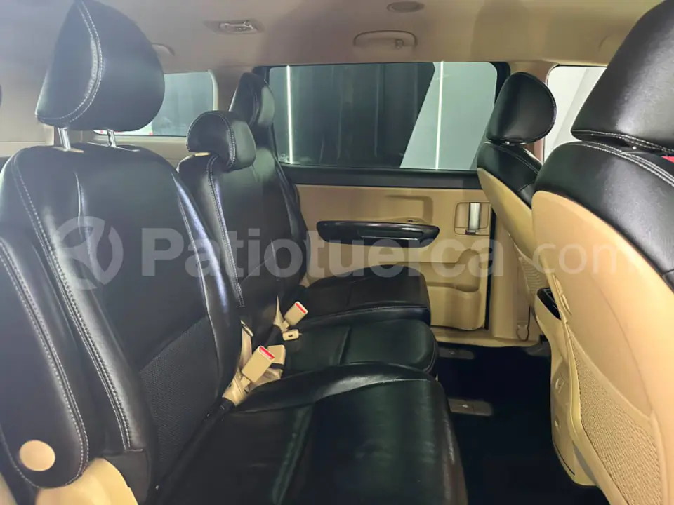 Foto 15 de Kia Grand Carnival