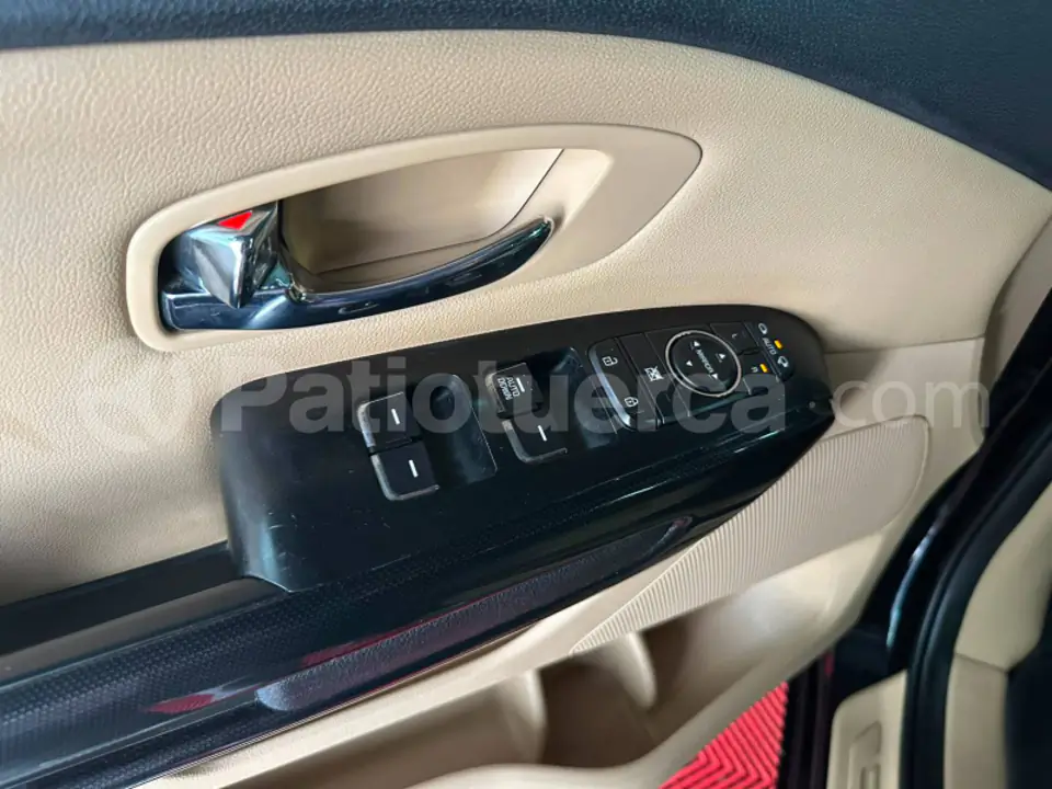 Foto 24 de Kia Grand Carnival