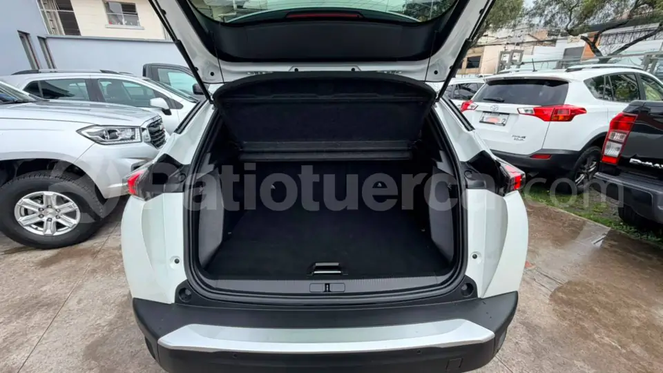 Foto 12 de Peugeot 2008 FIN p