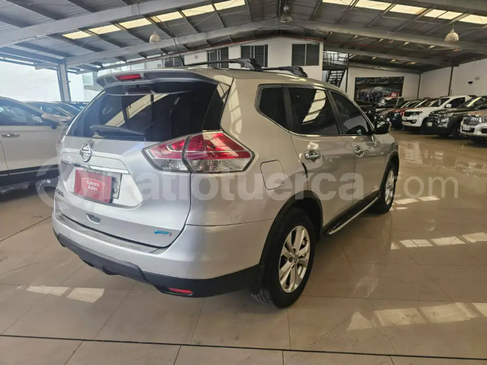 Foto 9 de Nissan X-Trail Sense