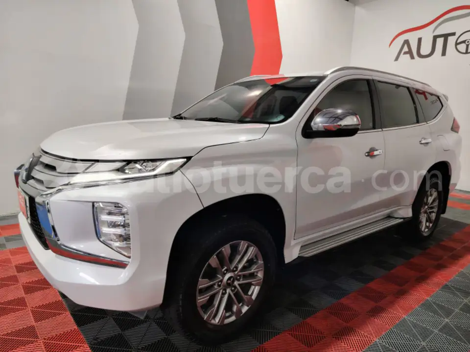 Foto 4 de Mitsubishi Montero