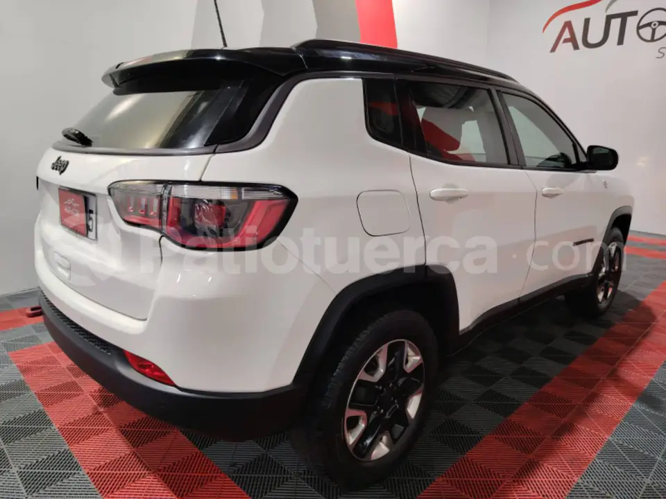 Foto 6 de Jeep Compass Trailhawk