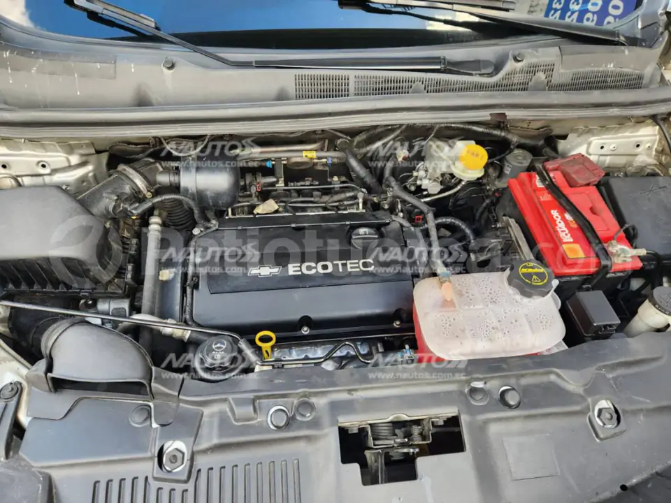 Foto 14 de Chevrolet Tracker LS