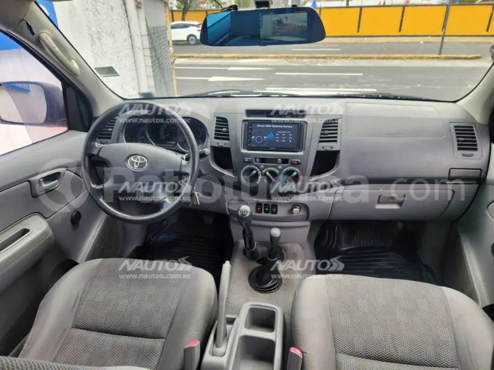 Foto 3 de Toyota Hilux CD 4x4 Diesel
