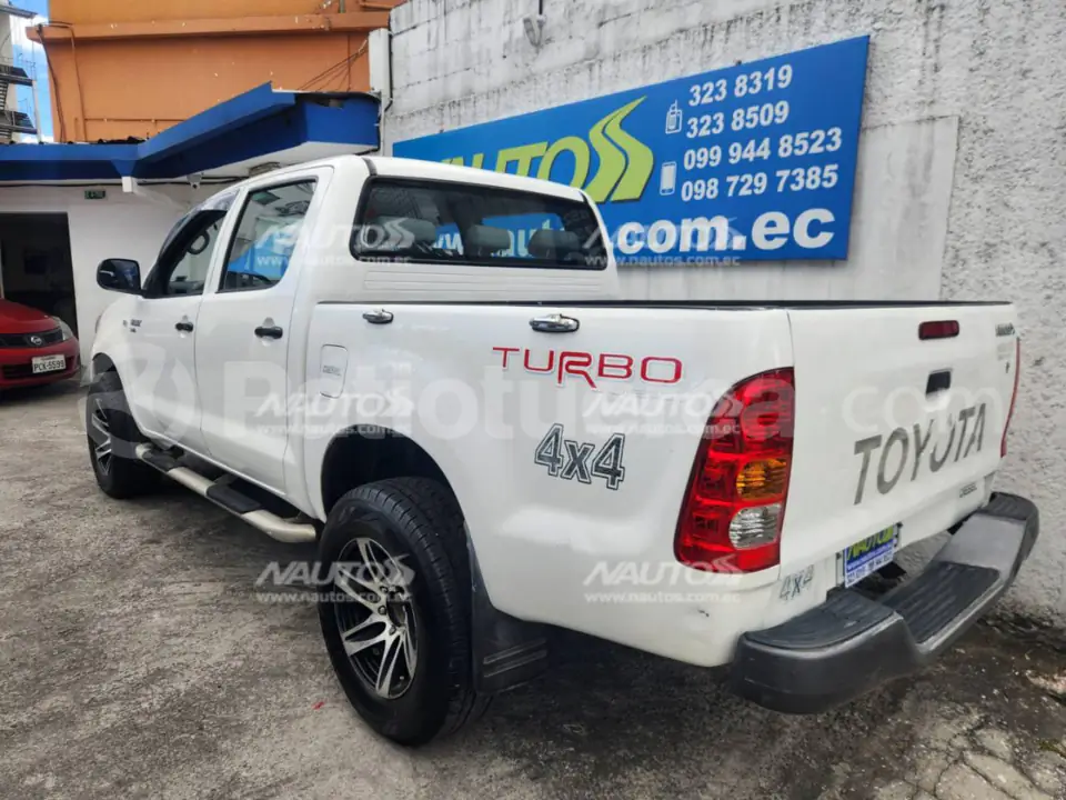 Foto 5 de Toyota Hilux CD 4x4 Diesel