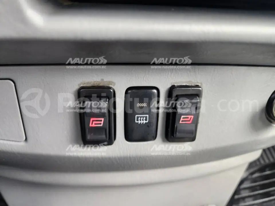 Foto 9 de Toyota Hilux CD 4x4 Diesel
