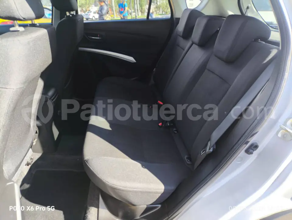 Foto 9 de Suzuki Scross