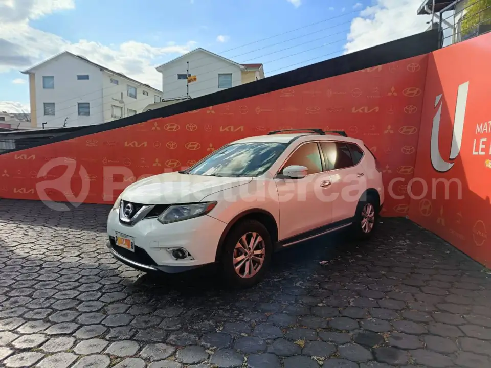 Foto 2 de Nissan XTRAIL SENSE