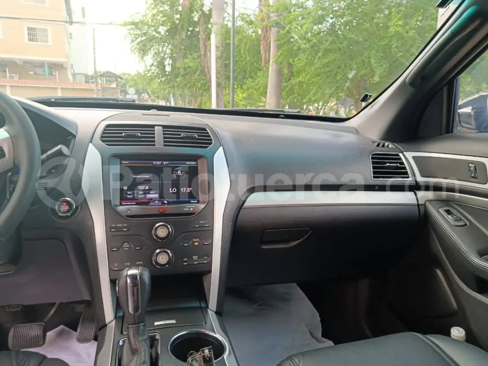 Foto 10 de Ford Explorer 5P