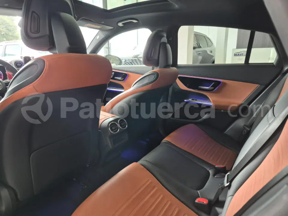 Foto 8 de Mercedes Benz GLC 300 COUPE AMG LINE