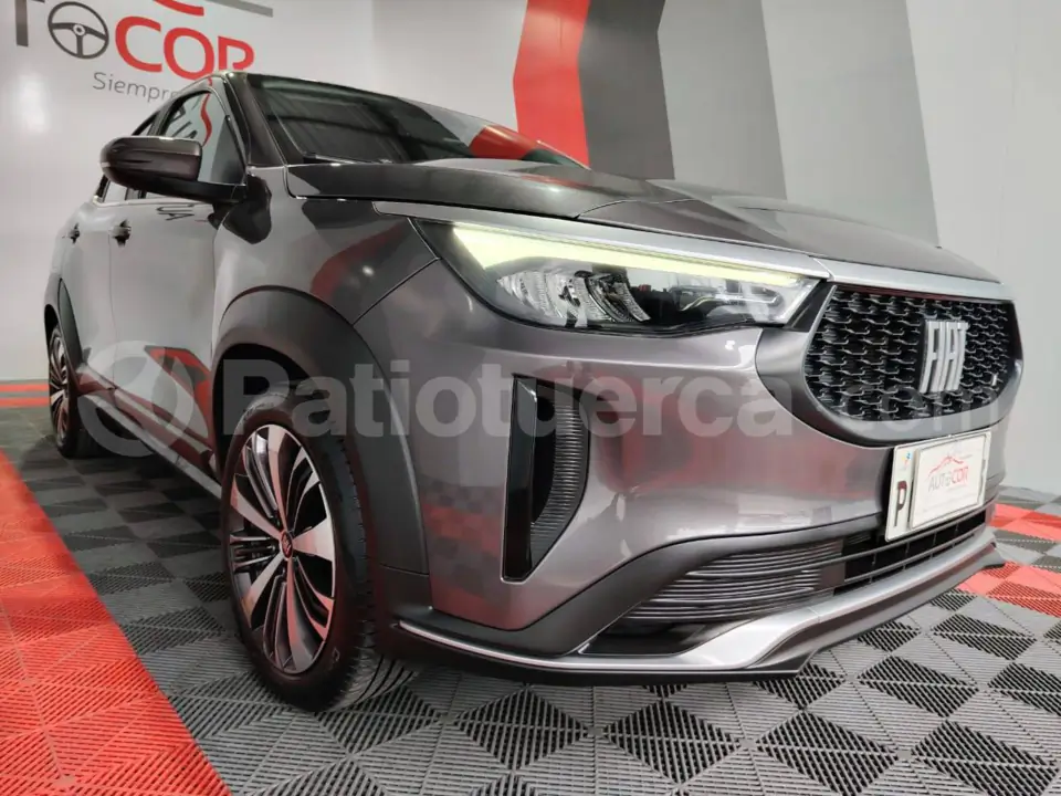 Foto 2 de Fiat Fastback Audace