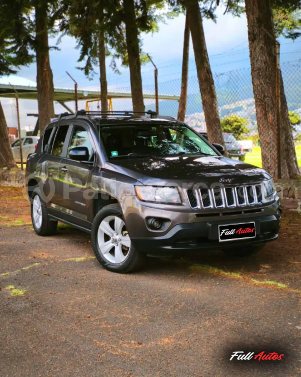 Foto 1 de Jeep Compass