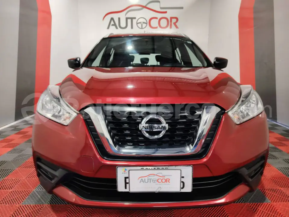 Foto 1 de Nissan Kicks Drive