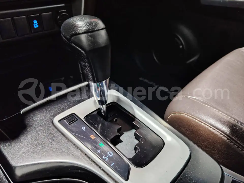 Foto 19 de Toyota New Fortuner