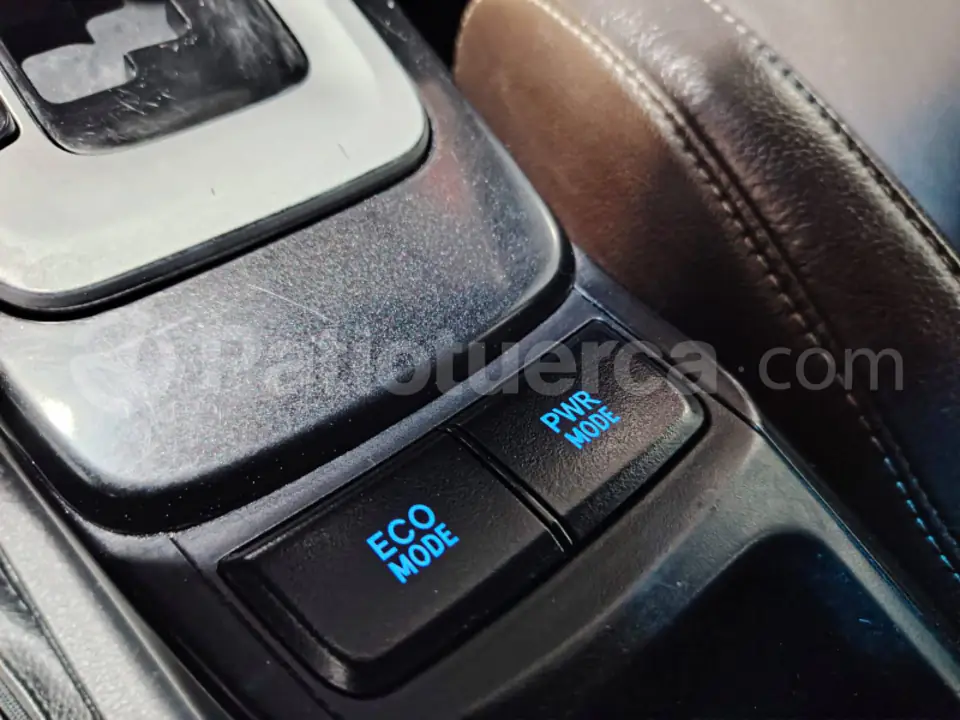 Foto 22 de Toyota New Fortuner